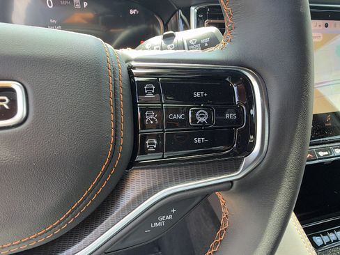 New 2026 Jeep Grand Wagoneer Summit AWD/4WD image 24