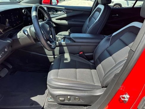 Used 2024 Chevrolet Blazer EV LT AWD/4WD image 19