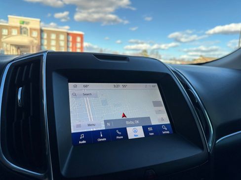 Certified 2020 Ford Edge Titanium image 27