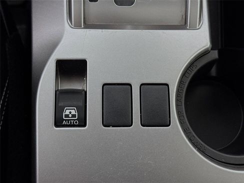 Used 2022 Toyota 4Runner Limited image 38