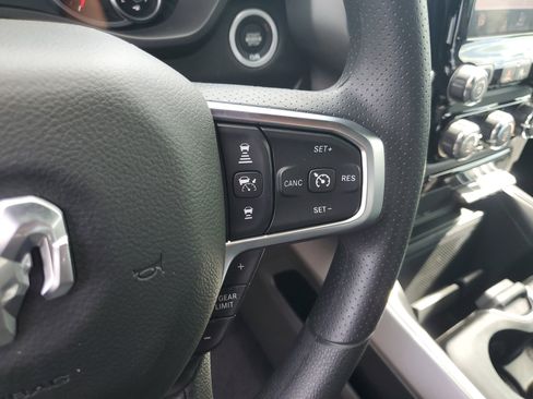 New 2026 RAM 1500 Express AWD/4WD image 14