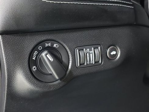 Used 2021 Dodge Challenger SRT Hellcat Redeye image 22