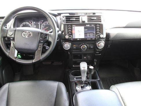 Used 2021 Toyota 4Runner TRD Off-Road Premium AWD/4WD image 17