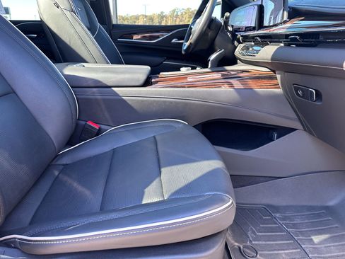 Used 2024 Cadillac Escalade ESV Premium Luxury w/ Performance Package image 47