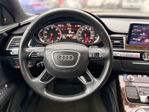 Used 2013 Audi A8 L 3.0T image 35