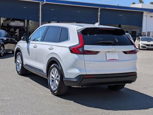Used 2025 Honda CR-V EX image 8