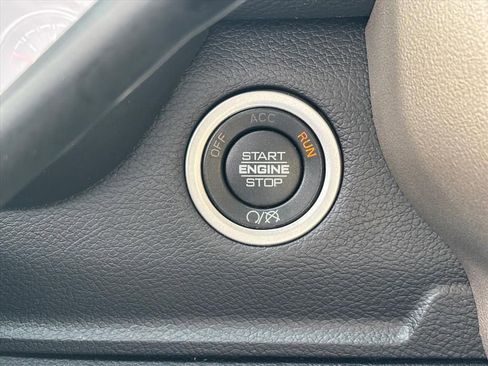 Used 2024 RAM 3500 Laramie image 18