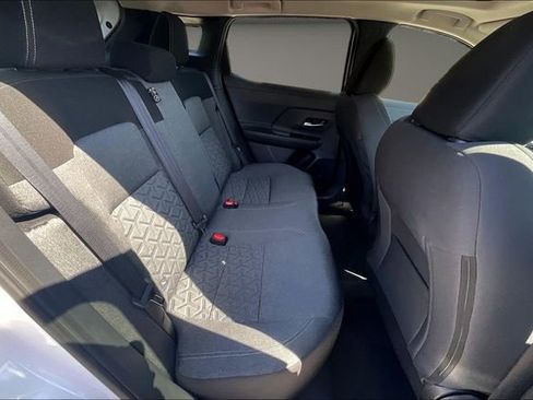 New 2026 Nissan Kicks SV w/ SV Premium Package FWD image 10