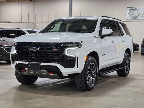 Used 2023 Chevrolet Tahoe Z71 w/ Luxury Package AWD/4WD image 4