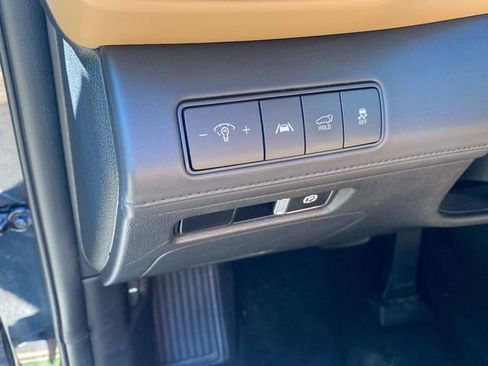 Used 2023 Hyundai Santa Fe Calligraphy AWD/4WD image 16