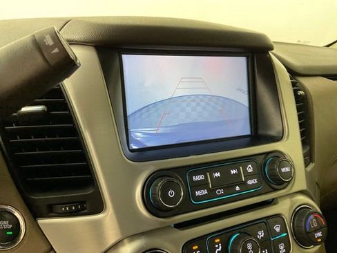 Used 2019 GMC Yukon SLT w/ Premium Edition image 24