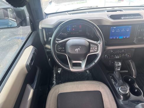 Used 2023 Ford Bronco Big Bend AWD/4WD image 2