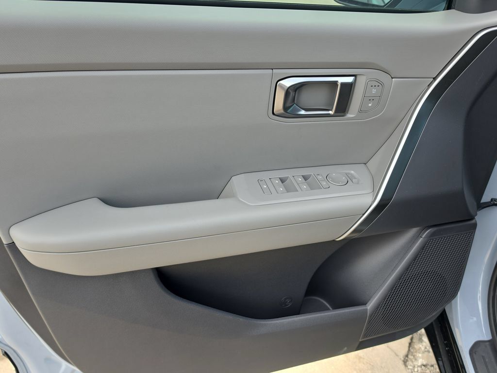 New 2027 Kia Seltos X-Line S w/ X-Line S Premium Package AWD/4WD image 18