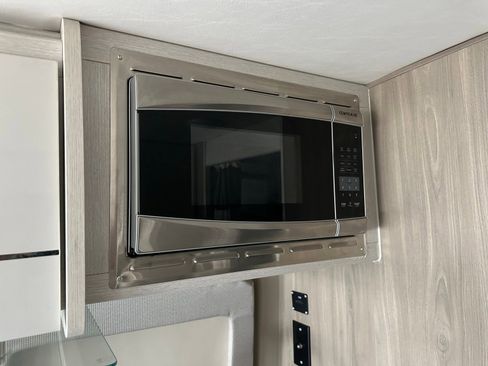 Used 2021 RAM ProMaster 1500 w/ Convenience Group FWD image 23