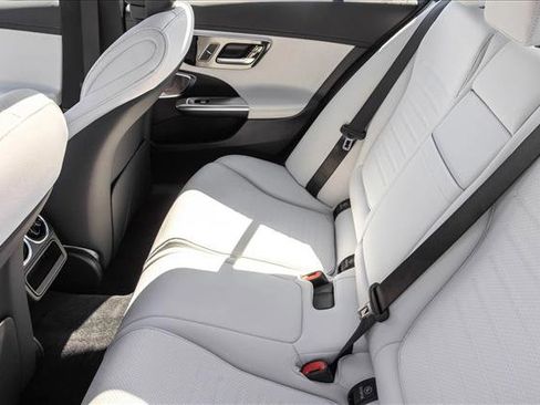 Certified 2026 Mercedes-Benz C 300 4MATIC Sedan image 21
