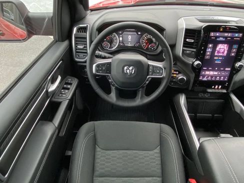 Used 2025 RAM 1500 Big Horn AWD/4WD image 27