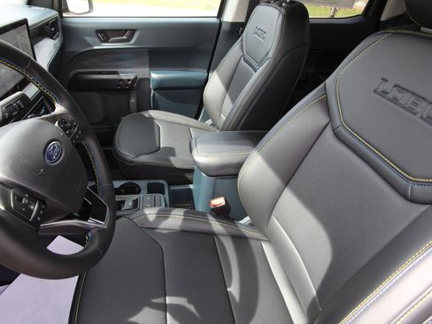 New 2026 Ford Maverick Lobo AWD/4WD image 10
