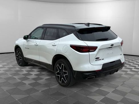 Certified 2024 Chevrolet Blazer RS w/ Driver Confidence II Package AWD/4WD image 3