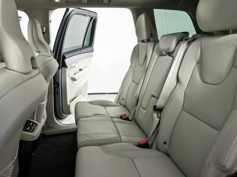 Used 2026 Volvo XC90 B6 Ultra w/ Protection Package AWD/4WD image 23