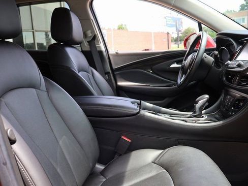 Used 2020 Buick Envision Essence w/ Experience Buick Package AWD/4WD image 7