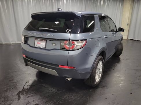 Used 2019 Land Rover Discovery Sport SE AWD/4WD image 9