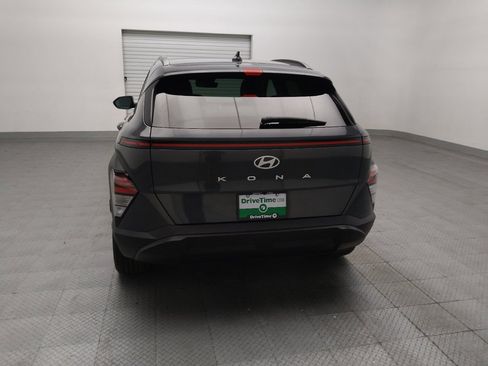 Used 2024 Hyundai Kona SEL FWD image 6