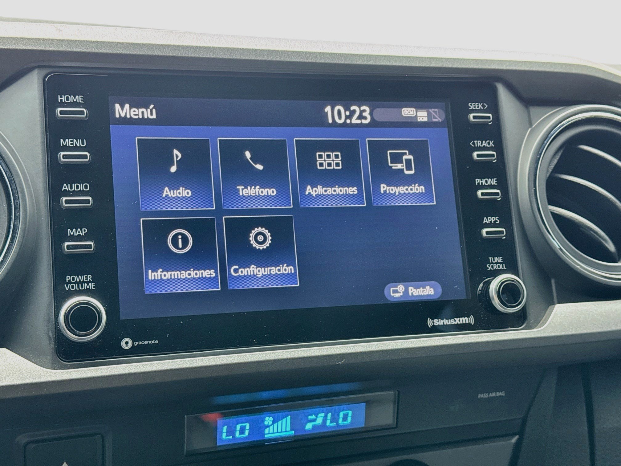 Used 2021 Toyota Tacoma TRD Sport w/ Technology Package AWD/4WD image 9