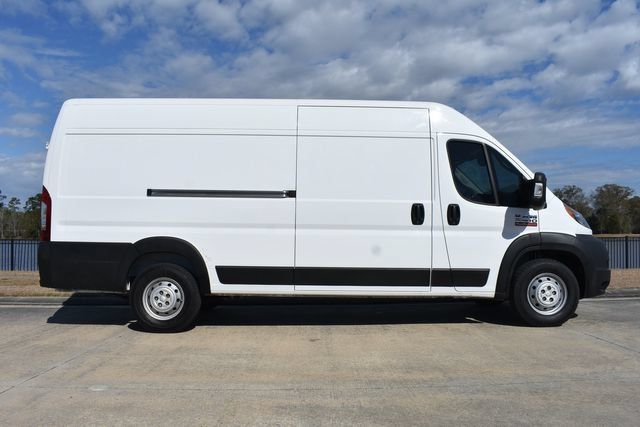 Used 2022 RAM ProMaster 3500 w/ Convenience Group FWD image 3