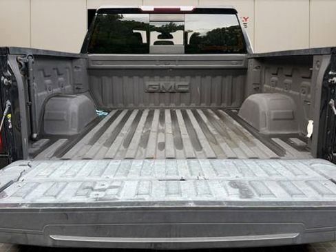 Used 2020 GMC Sierra 1500 SLT w/ SLT Premium Plus Package AWD/4WD image 5