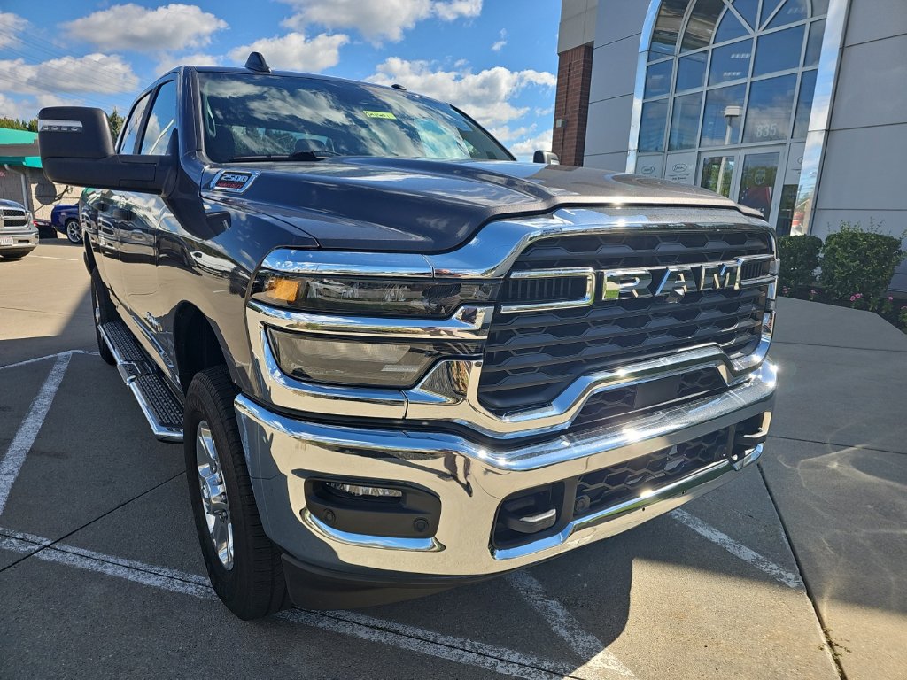 Certified 2026 RAM 2500 Big Horn AWD/4WD image 4