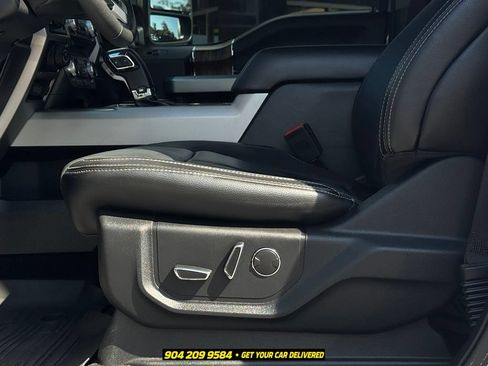 Used 2018 Ford F150 Lariat w/ Equipment Group 502A Luxury AWD/4WD image 15