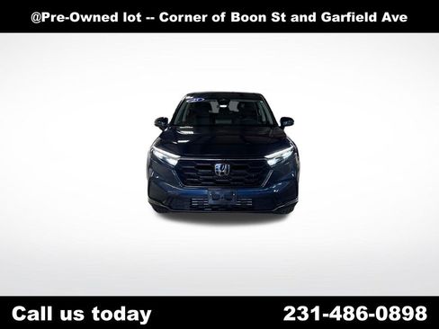 Used 2025 Honda CR-V LX image 8