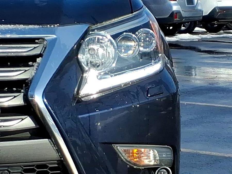 Used 2019 Lexus GX 460 Premium AWD/4WD image 16