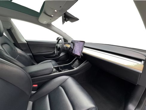 Used 2020 Tesla Model 3 Long Range AWD/4WD image 32