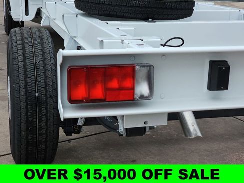 New 2024 RAM ProMaster 3500 w/ Convenience Group FWD image 32
