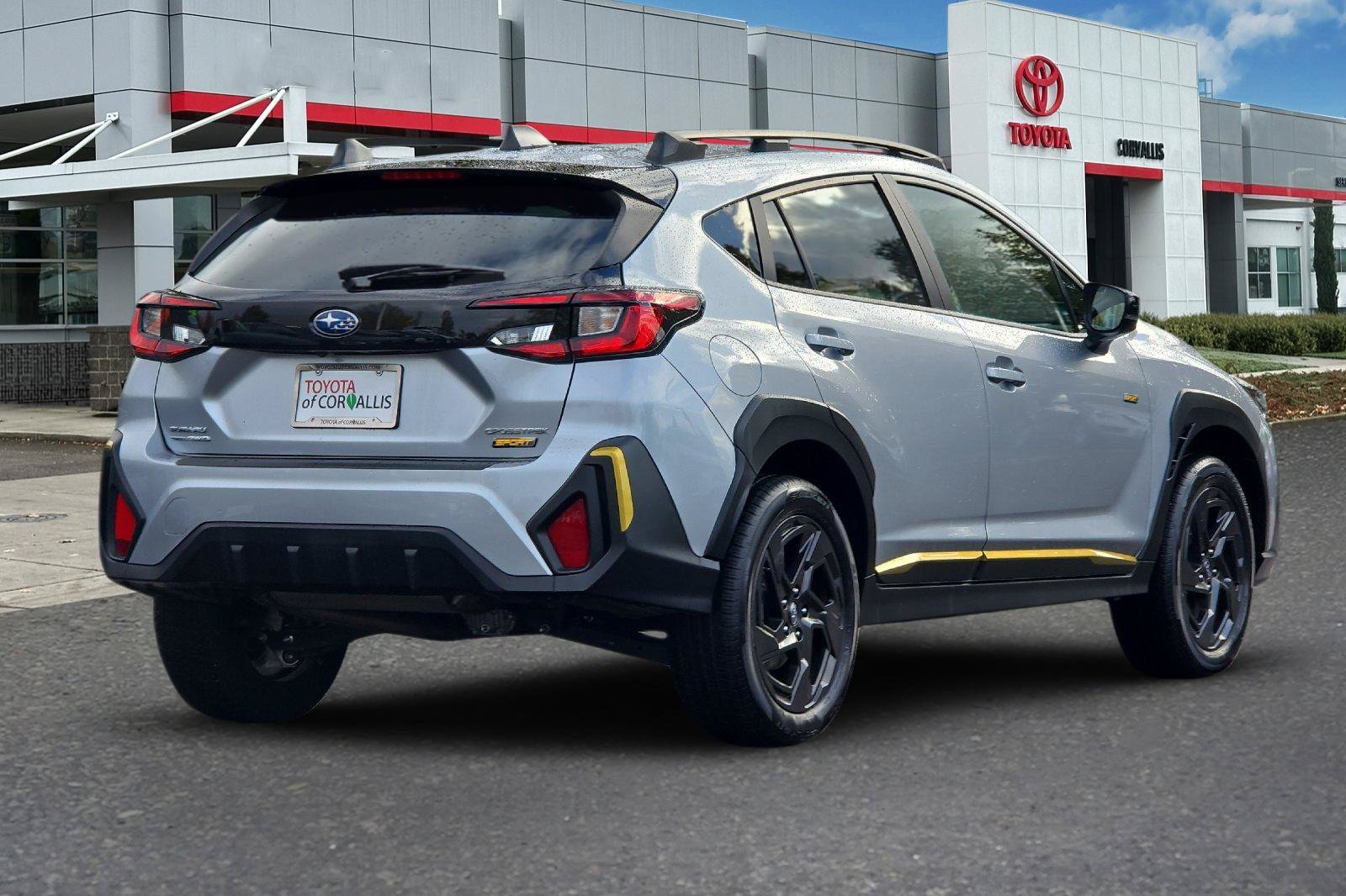 Used 2025 Subaru Crosstrek 2.5i Sport AWD/4WD image 4