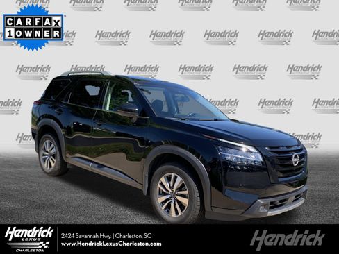Used 2022 Nissan Pathfinder SL w/ Lighting Package (N92) AWD/4WD image 1