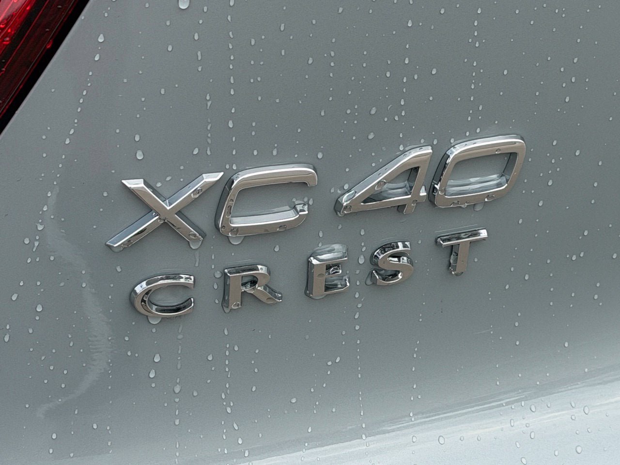 New 2026 Volvo XC40 B4 Core w/ Protection Package Premier FWD image 9