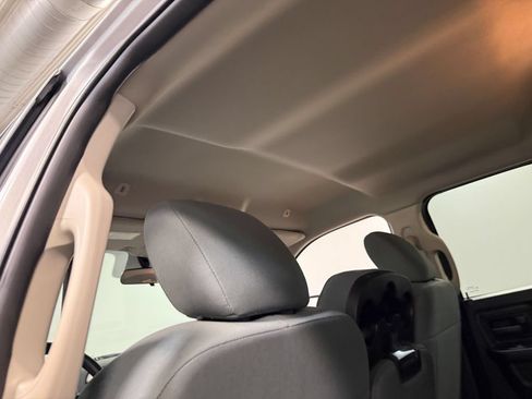 Used 2017 RAM 1500 Express RWD image 54