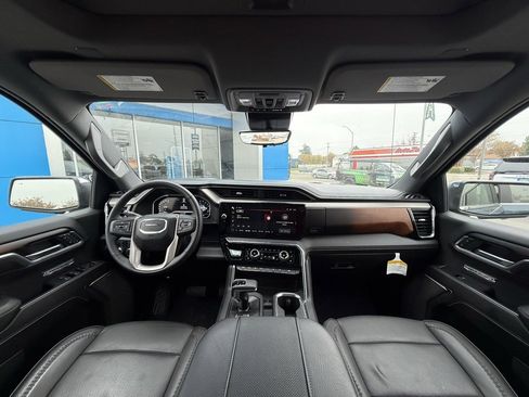 Used 2024 GMC Sierra 1500 Denali w/ Denali Reserve Package image 17