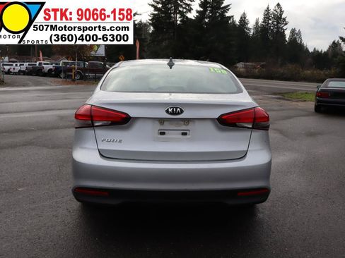 Used 2018 Kia Forte LX FWD image 6