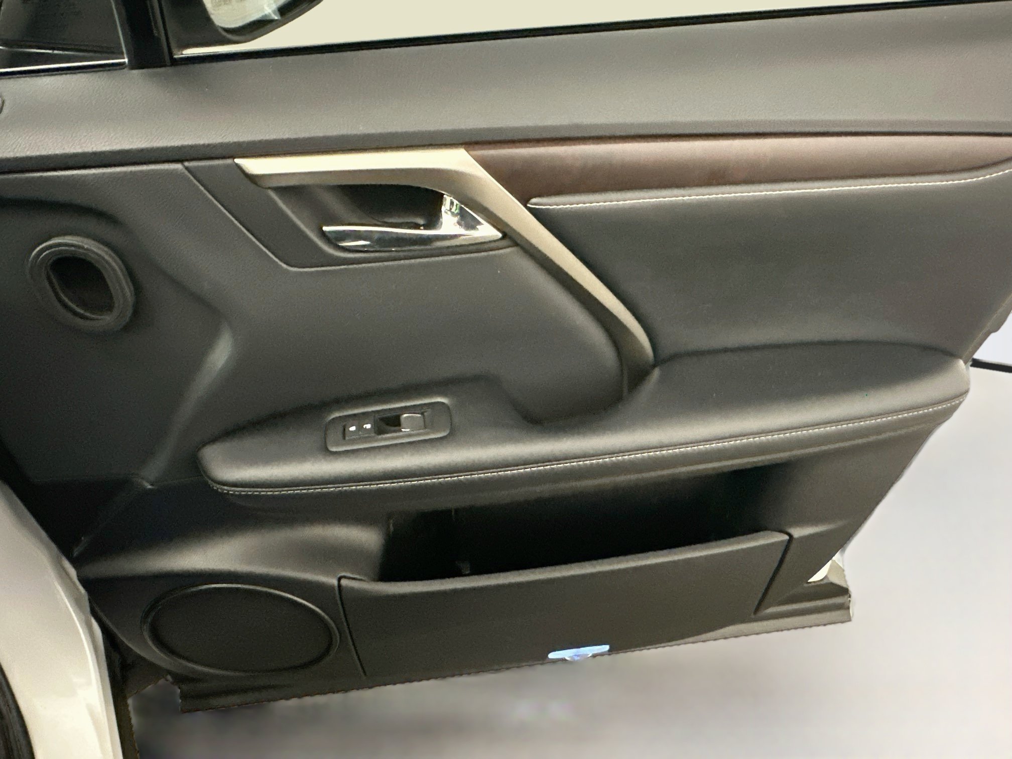 Used 2022 Lexus RX 450h AWD w/ Premium Package image 34