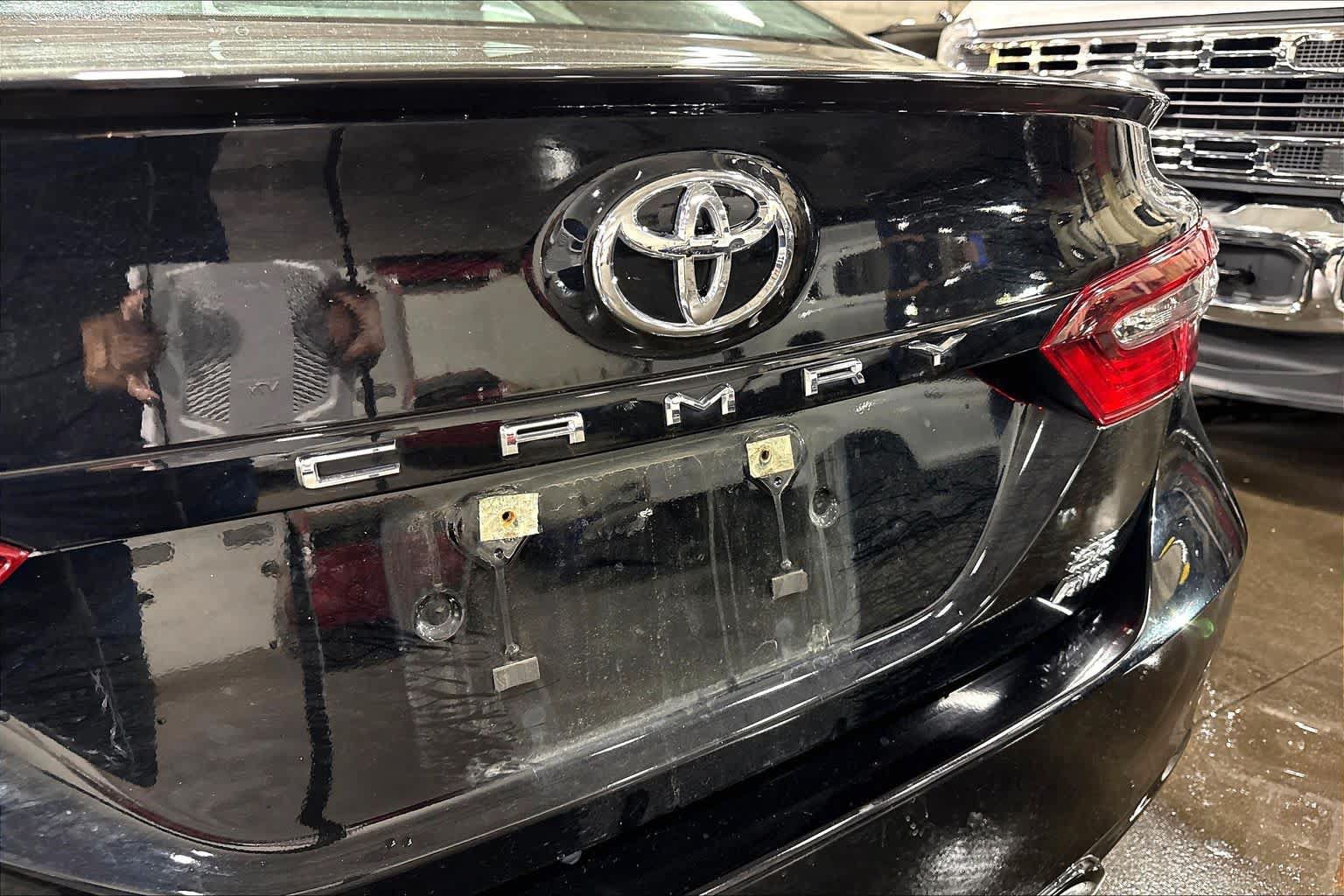 Used 2024 Toyota Camry SE w/ Cold Weather Package AWD/4WD image 10