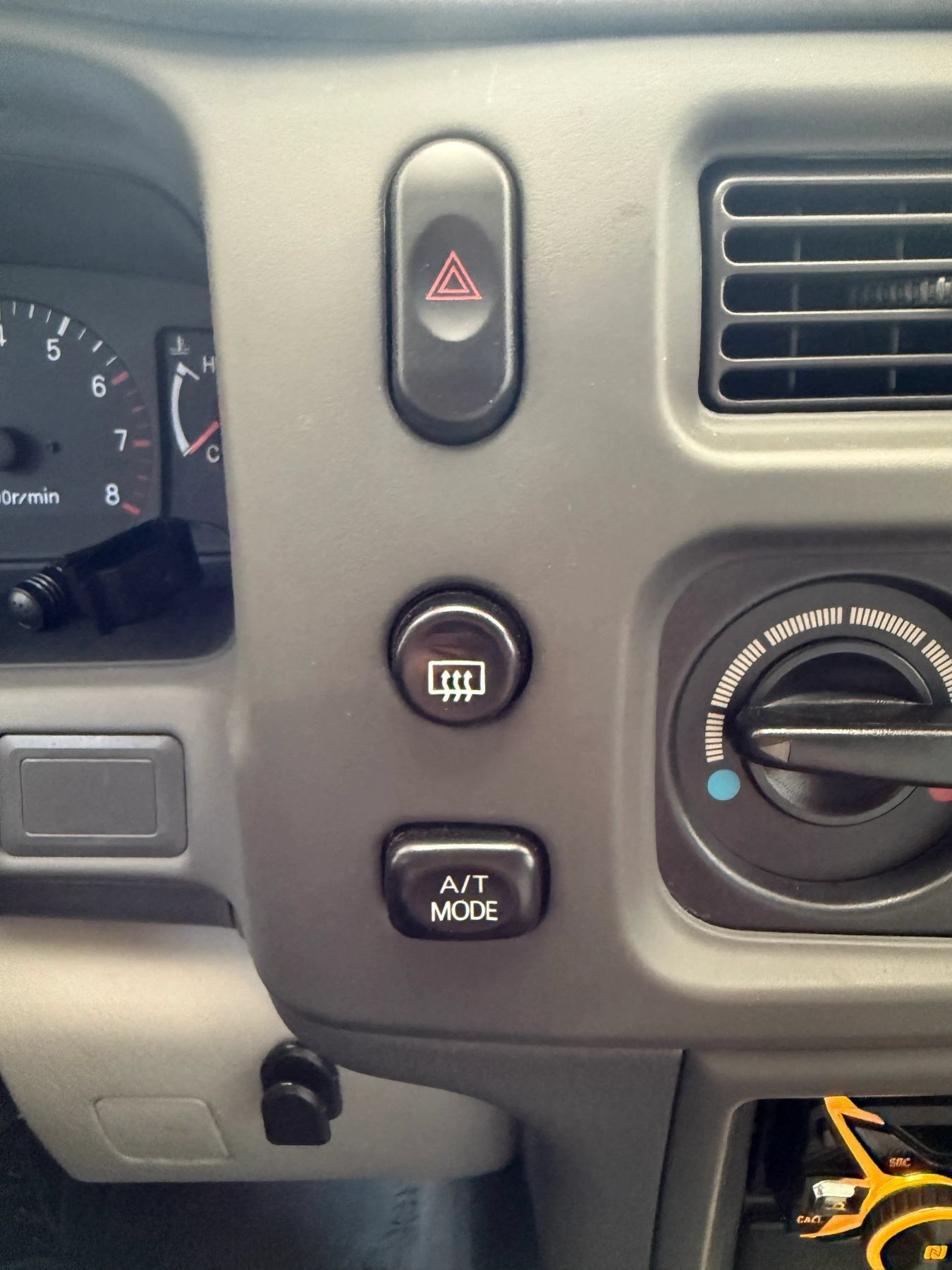 Used 2000 Mitsubishi Montero Sport XLS AWD/4WD image 46