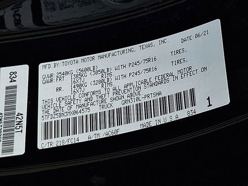 Used 2021 Toyota Tacoma SR5 AWD/4WD image 27