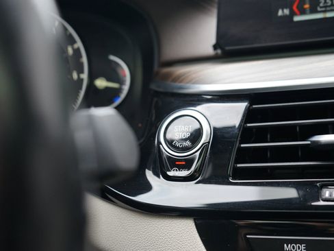 Used 2017 BMW 530i image 30