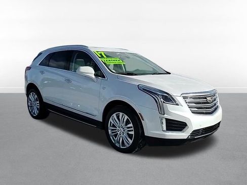 Used 2017 Cadillac XT5 Premium Luxury w/ LPO, Wheel Lock Package image 3