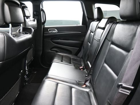 Used 2019 Jeep Grand Cherokee Limited image 13