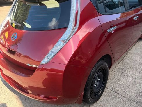 Used 2015 Nissan Leaf S w/ Charge Package FWD image 6