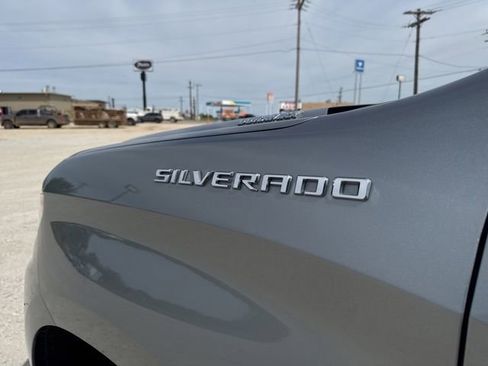 Used 2023 Chevrolet Silverado 1500 RST image 11